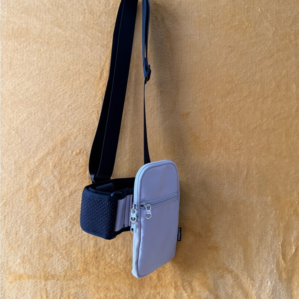 Stylish Gray Crossbody Bag For Waterbottle and Phone